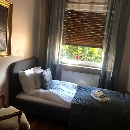 Luxhouse - 7 Min From Katowice Villa